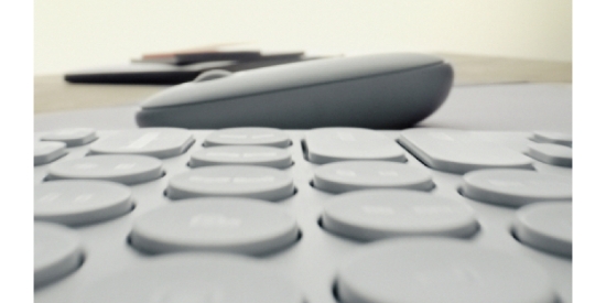 Imagen de Logitech - Keyboard - Wireless - Rose - Con Bluetooth