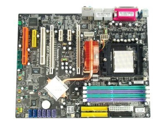 Imagen de MSI K8N Diamond Plus - Placa base - ATX - Socket 939 - nForce4 SLI X16 Chipset - FireWire - 2 x Gigabit LAN - audio de 8 canales